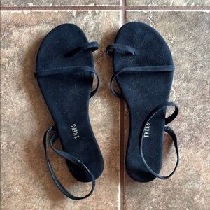 TKEES Sandals